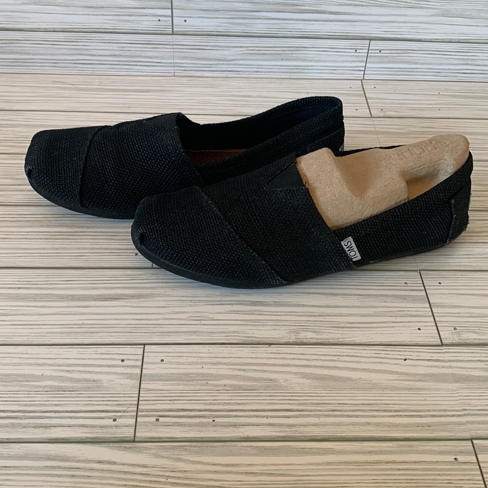 Toms slip sliders
